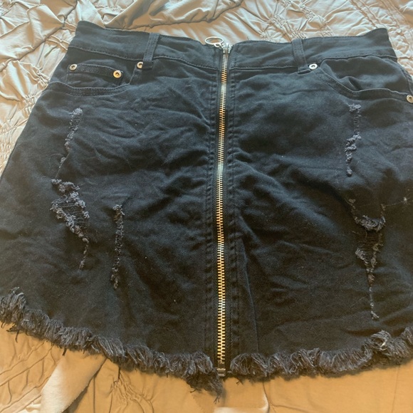Dance & Marvel black denim skirt, size M. - Picture 3 of 6